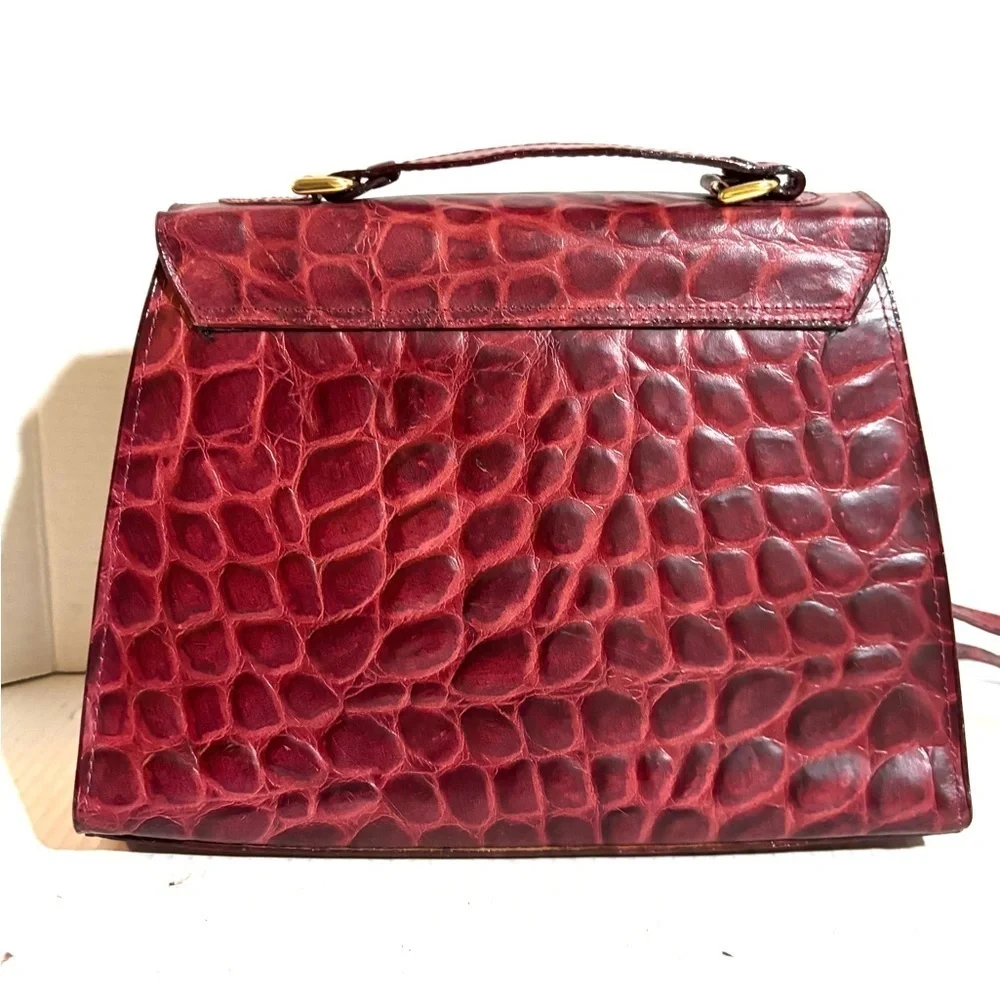 Vintage Elegant Red Crocodile Pattern leather Handbag